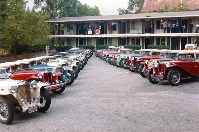 Lineup at the 25th annual TCMG / ARR conclave in Murphy's, California.